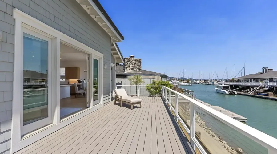 220 Jamaica Street, Tiburon, California, United States, 4 Bedrooms Bedrooms, ,3 BathroomsBathrooms,Residential,For Sale,1919083